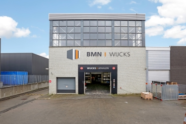 Tom-Lock huurt bedrijfscomplex van ca. 1.200 m²