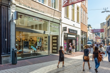 Fashion Factory Group huurt permanent