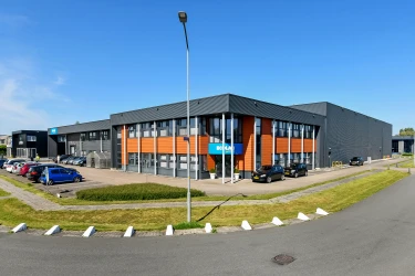 Verhuurd bedrijfscomplex van ca. 5.000 m² verkocht in Zutphen