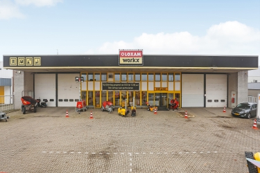 Scheepvaartwinkel Marine B.V. huurt 2.500 m² bedrijfscomplex aan Dr. C. Lelyweg 2b te Arnhem