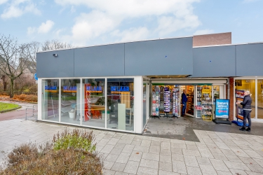 Diverse winkels verhuurd op winkelcentrum “De Laar Oost” Arnhem